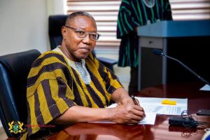 Dr. Apaak Releases GH¢370,000 for Road Repairs in Builsa South